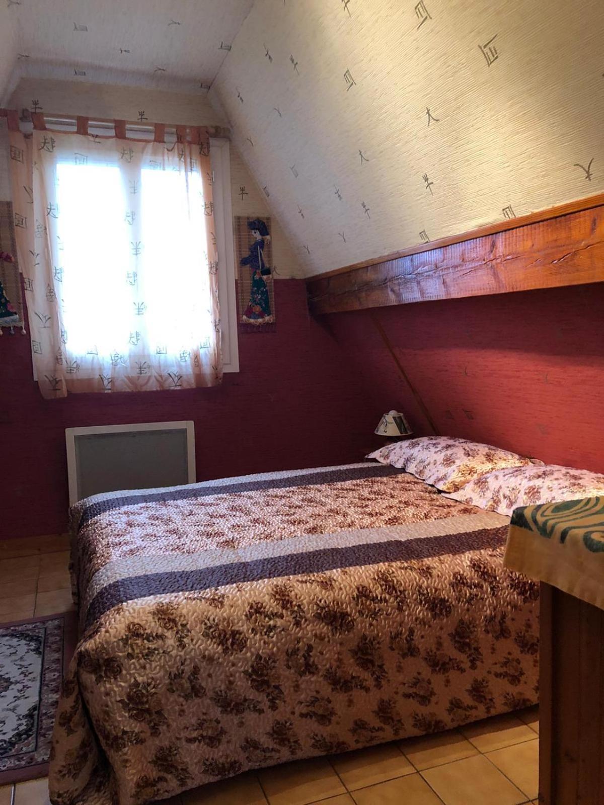 Yufan Apartment La Ville-du-Bois Bagian luar foto